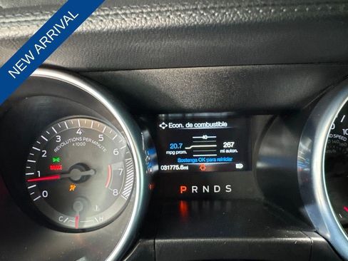 Used 2022 Ford Mustang Coupe RWD image 12