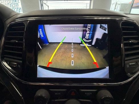 Used 2021 Jeep Grand Cherokee SRT image 53