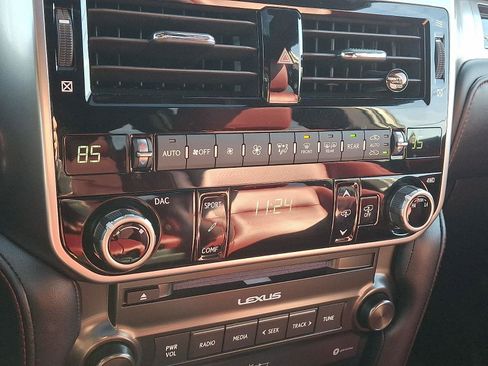 Used 2022 Lexus GX 460 Luxury image 16