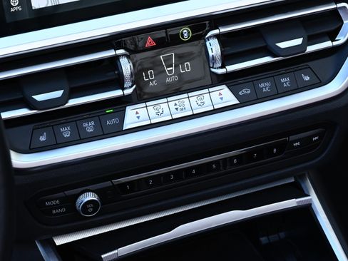 Certified 2023 BMW 430i Convertible w/ Premium Package image 21