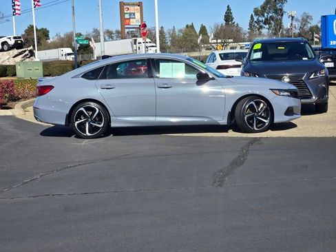 Used 2022 Honda Accord Sport image 3