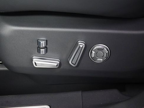 New 2026 Lincoln Nautilus Reserve image 14