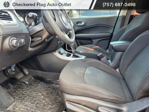Used 2021 Jeep Compass Sport AWD/4WD image 9