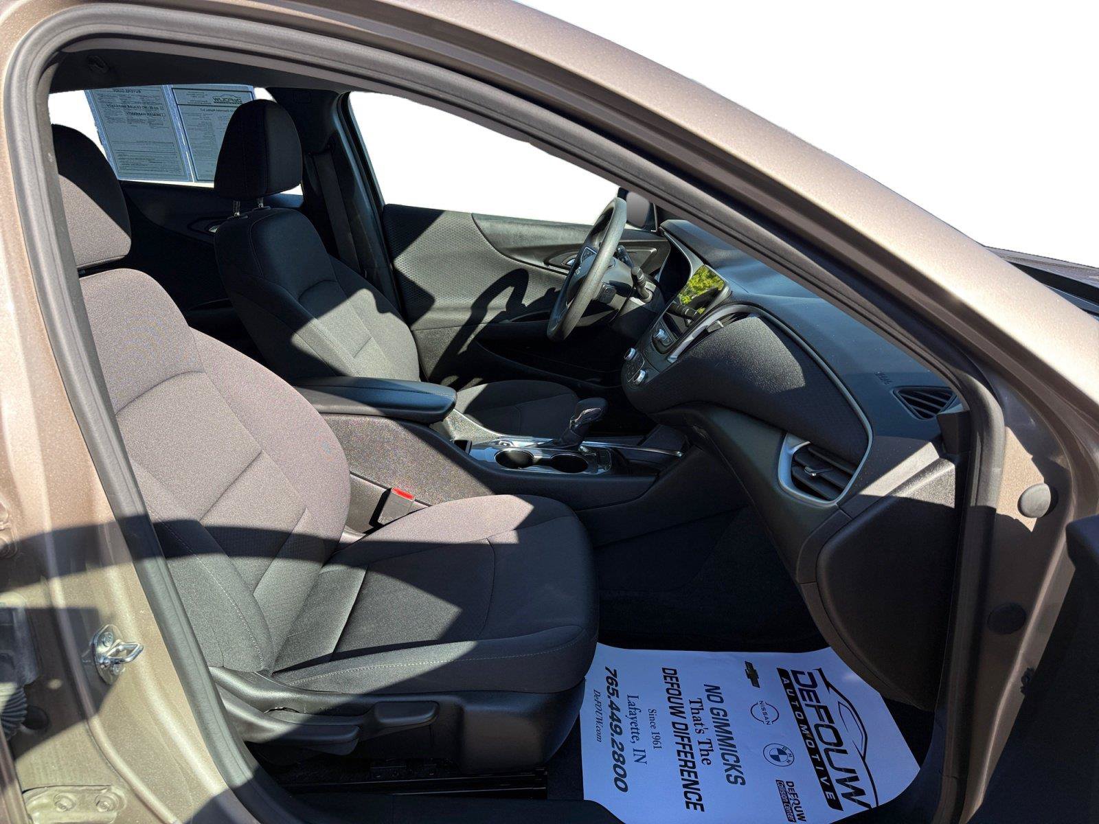 Used 2023 Chevrolet Malibu LT FWD image 24