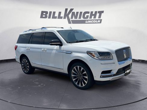 Certified 2021 Lincoln Navigator Reserve w/ Luxury Package AWD/4WD image 7