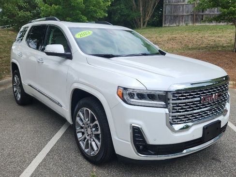 Used 2023 GMC Acadia Denali w/ Denali Technology Package AWD/4WD image 1