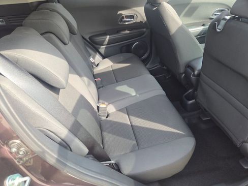 Used 2022 Honda HR-V EX image 10