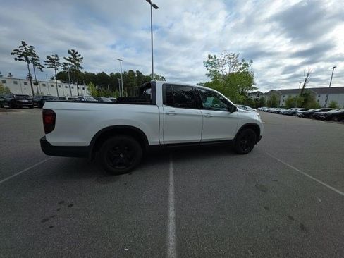 Used 2021 Honda Ridgeline Black Edition image 9