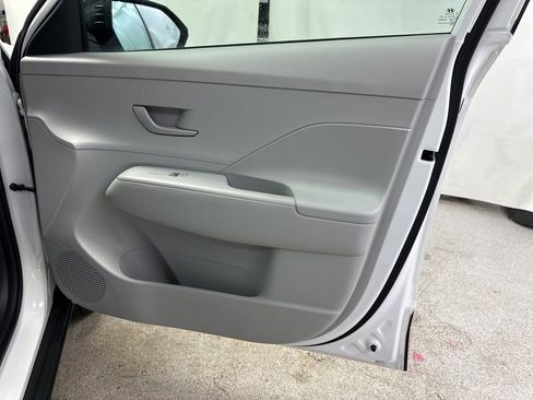 Used 2026 Hyundai Kona SEL Sport image 23