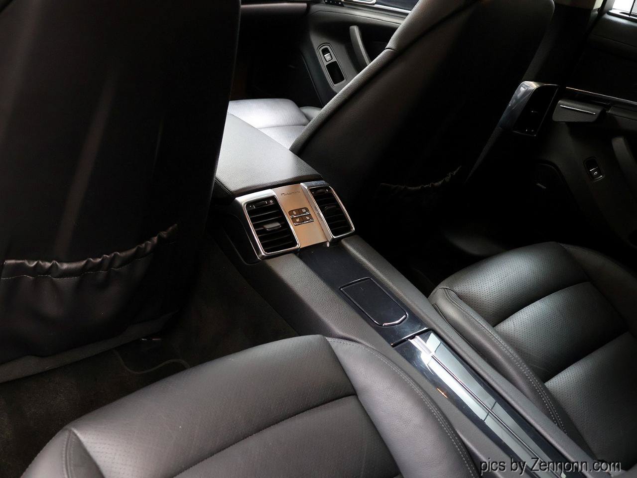 Used 2012 Porsche Panamera 4 image 15