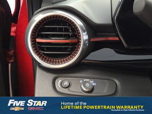 New 2026 Chevrolet Trax RS w/ Sunroof Package FWD image 23