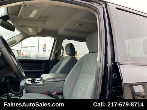 Used 2014 RAM 2500 Tradesman w/ Chrome Appearance Group image 36