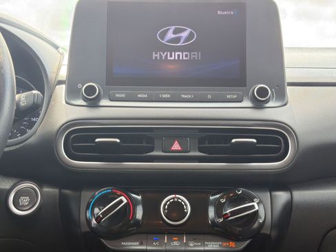Used 2022 Hyundai Kona SEL image 25