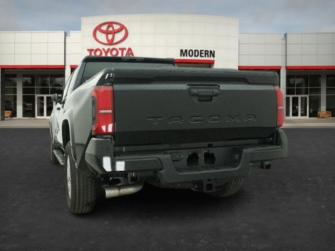 New 2026 Toyota Tacoma SR5 image 15