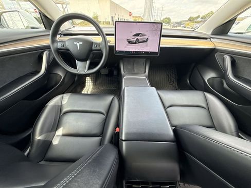Used 2022 Tesla Model 3 Base image 18