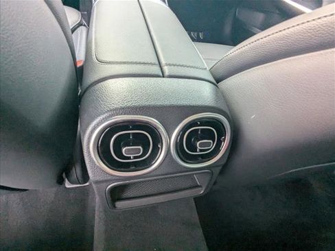Certified 2025 Mercedes-Benz C 300 Sedan image 17