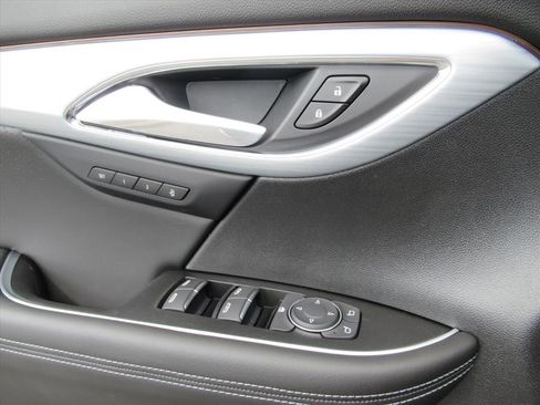 New 2026 Buick Envision Preferred AWD/4WD image 18