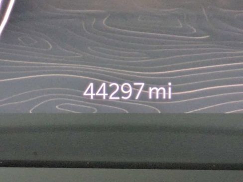Certified 2022 Jeep Grand Cherokee Limited w/ Luxury Tech Group II RWD image 31