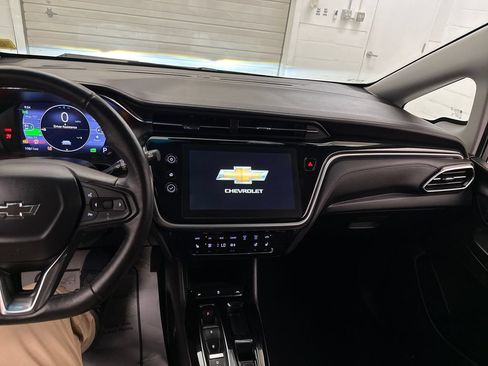 Certified 2023 Chevrolet Bolt LT FWD image 14