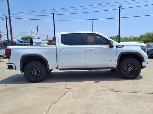 Used 2023 GMC Sierra 1500 AT4X AWD/4WD image 9