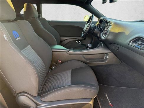 Used 2019 Dodge Challenger R/T Scat Pack w/ Shaker Package image 11