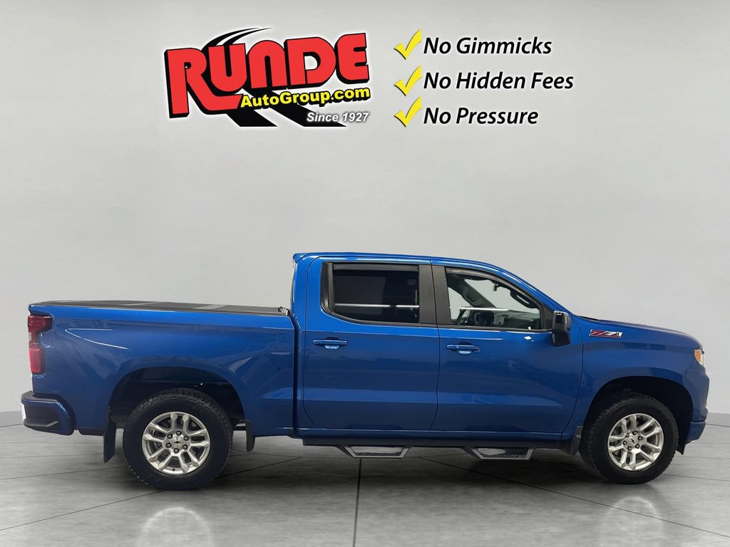 Used 2022 Chevrolet Silverado 1500 RST w/ Z71 Off-Road Package AWD/4WD image 6