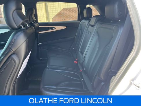 Certified 2019 Lincoln Nautilus Premier AWD/4WD image 21