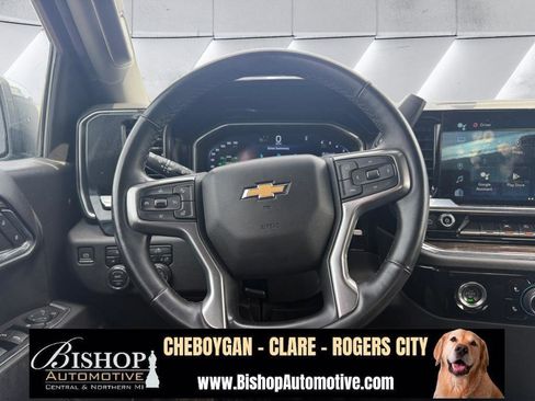 Used 2023 Chevrolet Silverado 1500 LT image 23