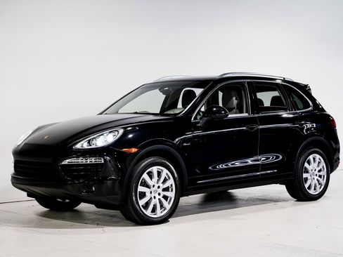 Used 2013 Porsche Cayenne Diesel AWD/4WD image 6