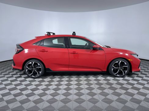 Used 2017 Honda Civic Sport image 10