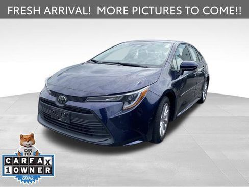 Certified 2024 Toyota Corolla LE w/ LE Premium Package FWD image 1