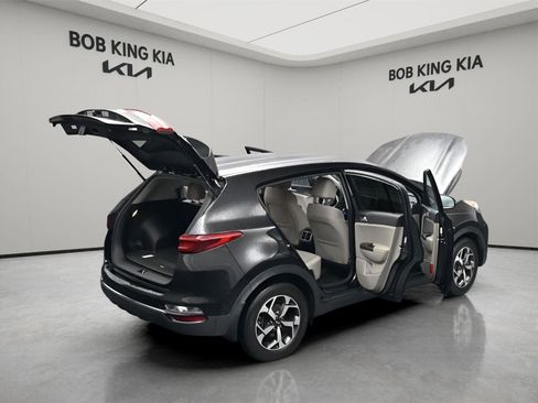 Used 2020 Kia Sportage LX w/ LX Popular Package image 27