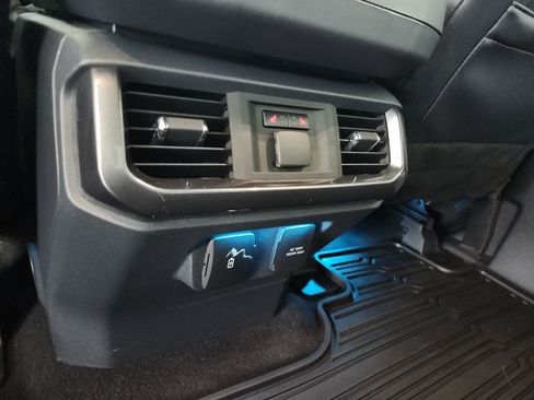 Used 2023 Ford F150 Lariat w/ Equipment Group 502A High AWD/4WD image 19