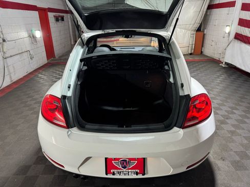 Used 2015 Volkswagen Beetle 1.8T image 13