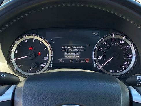 Used 2024 Toyota Highlander XLE image 14