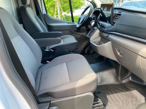 Used 2024 Ford Transit 150 Low Roof AWD image 23