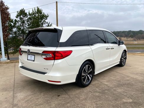 Used 2019 Honda Odyssey Elite image 6