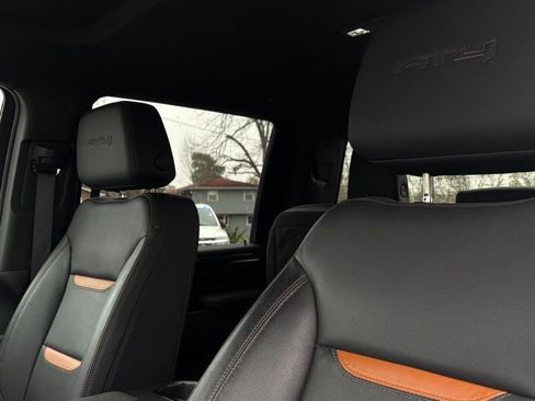 Used 2025 GMC Sierra 2500 AT4 image 15