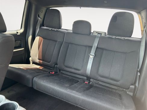 Used 2011 Ford F150 FX4 w/ Max Trailer Tow Pkg image 13