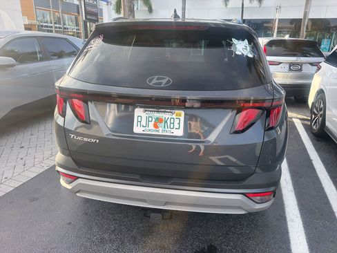 Used 2025 Hyundai Tucson SEL FWD image 5