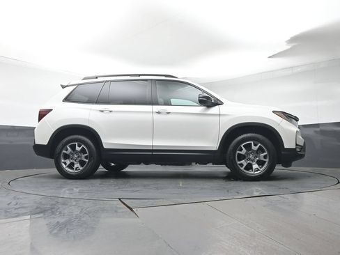 Used 2023 Honda Passport TrailSport image 35