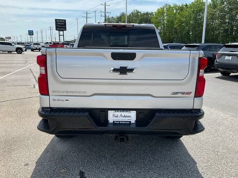 Used 2022 Chevrolet Silverado 1500 ZR2 w/ Technology Package AWD/4WD image 24