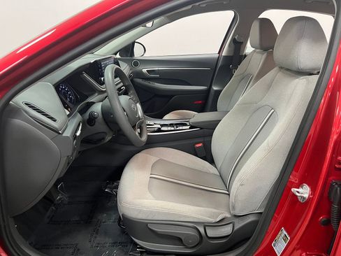 Used 2021 Hyundai Sonata SE image 10
