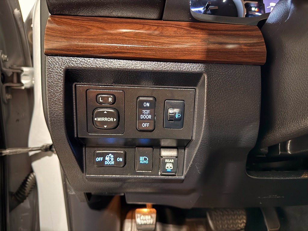 Used 2019 Toyota Tundra Limited RWD image 17