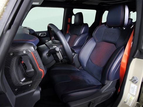 Used 2024 Ford Bronco Raptor w/ Interior Carbon Fiber Pack 6 image 16