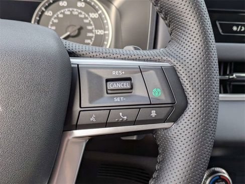 New 2026 Mitsubishi Outlander SE image 27