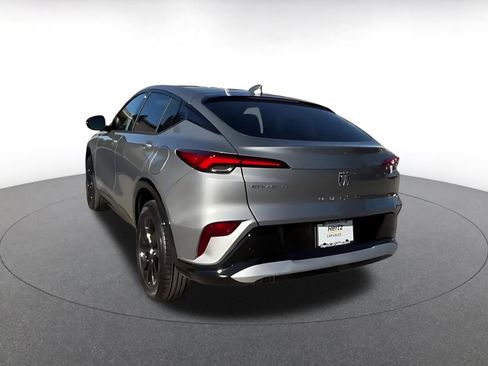 Used 2025 Buick Envista Sport Touring image 11