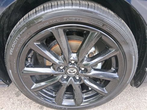 Used 2024 MAZDA MAZDA3 s FWD image 11