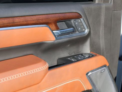 Certified 2025 GMC Sierra 2500 Denali Ultimate image 22