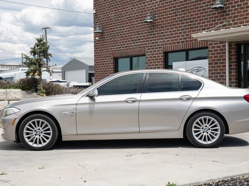Used 2012 BMW 535i xDrive Sedan AWD/4WD image 3